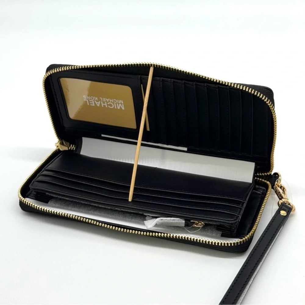 Michael Kors Large Continental Wallet Wristlet Black